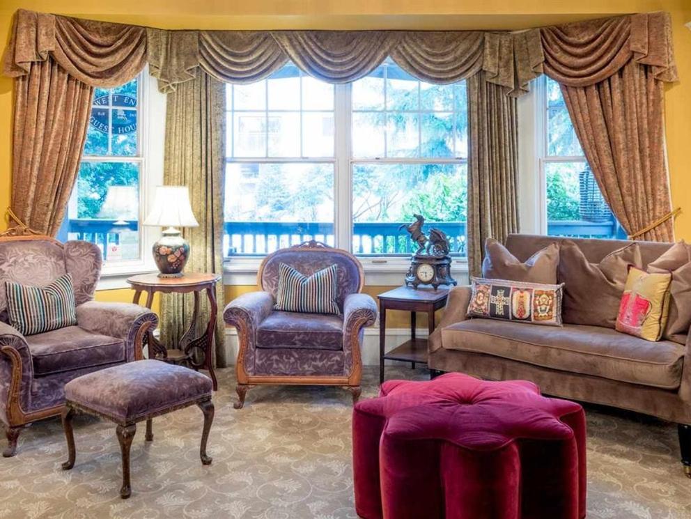 ラングリー ウエスト エンド ゲスト ハウス Bed & Breakfast エクステリア 写真