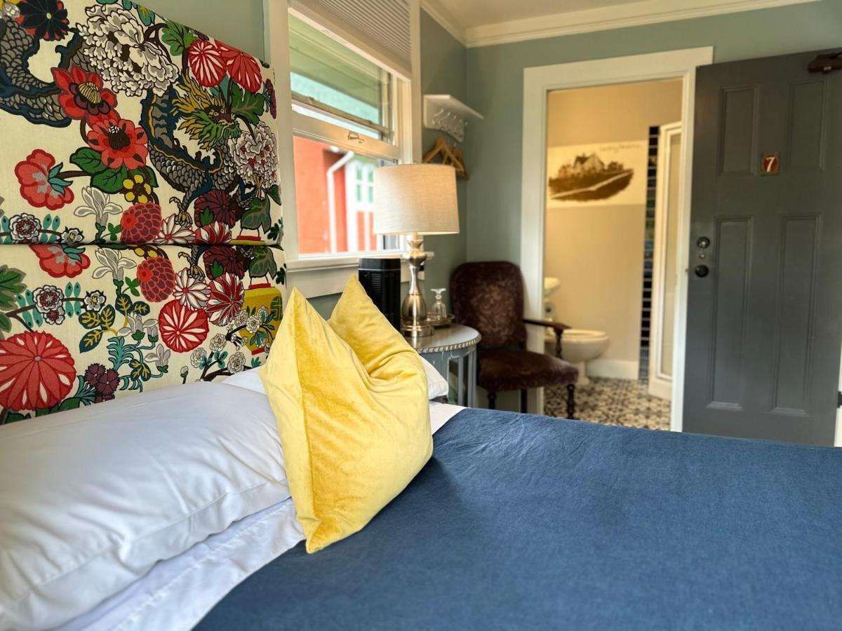 ラングリー ウエスト エンド ゲスト ハウス Bed & Breakfast エクステリア 写真